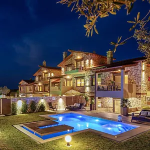  Villa Five Senses Luxury